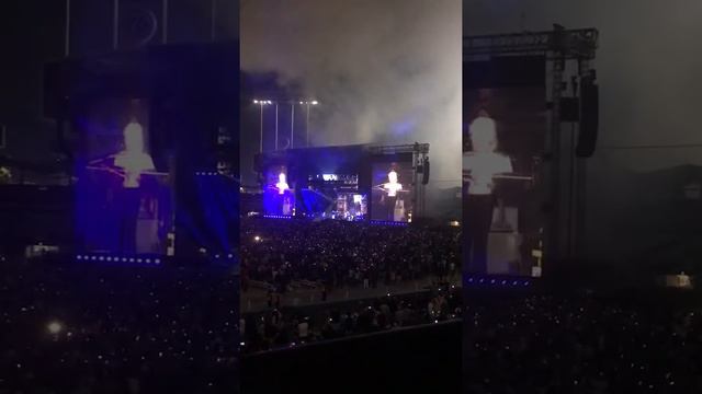 Paul McCartney “Live and Let Die” live @ Dodger Stadium, Los Angeles July 13, 2019 смотреть онлайн