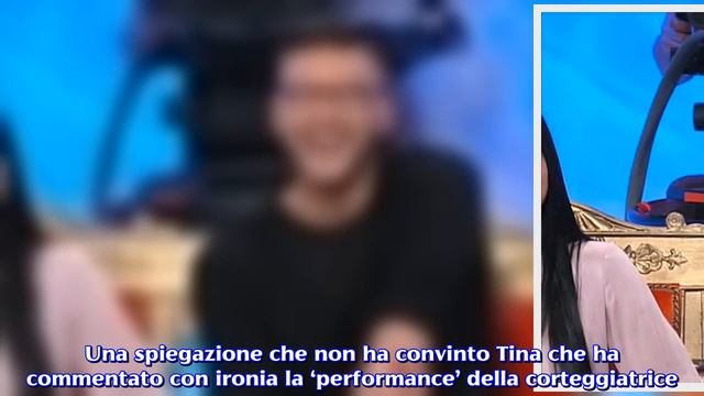 Uomini e Donne, la De Filippi censura la foto senza slip della corteggiatrice di Lorenzo смотреть онлайн