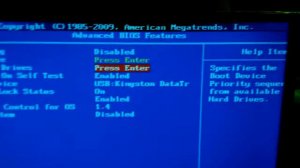 CARA MENGATUR FIRST BOOTING Pada BIOS Motherboard American Megatrends