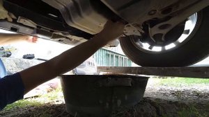 Замена масла в двигателе Митсубиси АСХ 1.8 CVT 2010