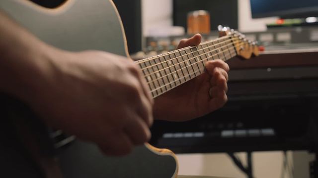 I Hate These Guitars (so I bought one) смотреть онлайн