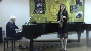 Гарри Уоррен "Чатануга чу-чу". Исполняет Никулина Анна, саксофон, 3 возрастная категория.