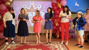 Выпускной "Лучше всех!". Муз.рук. Е.Рабская.