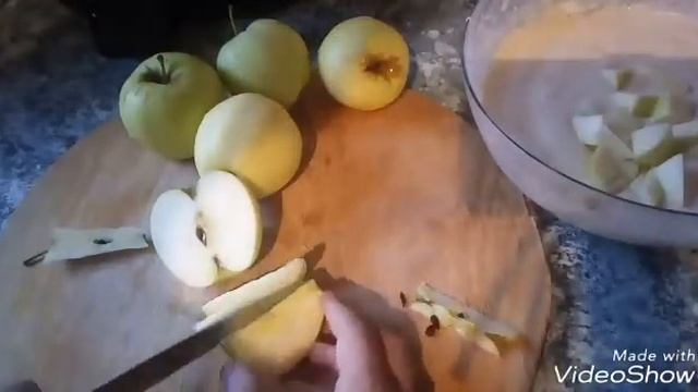 Пирог Шарлотка! Очень вкусная? смотреть онлайн