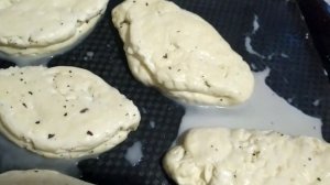 Халлуми - сыр для жарки на мангале, гриле или сковороде.