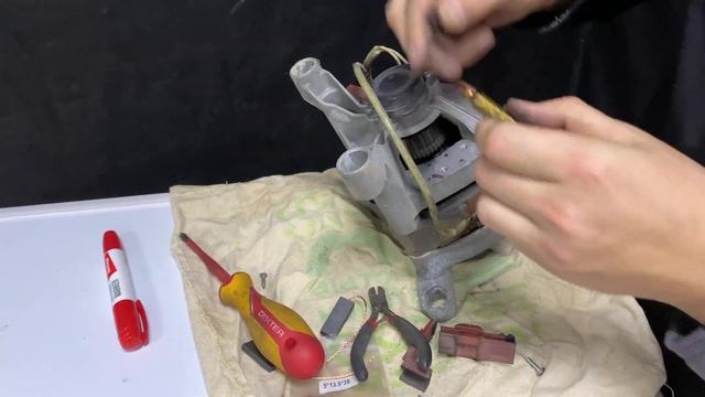 Замена щёток в двигателе стиральной машины ? Своими руками ?Сделай сам смотреть онлайн