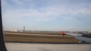 Приземление самолета в аэропорт Парижа, Шарль Де Голль