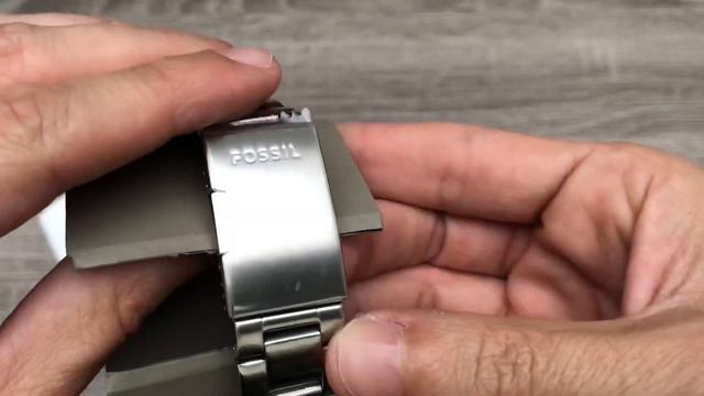 Fossil FB-01 Three-Hand Date Stainless Steel Men’s Watch FS5657 (Unboxing) @UnboxWatches смотреть онлайн