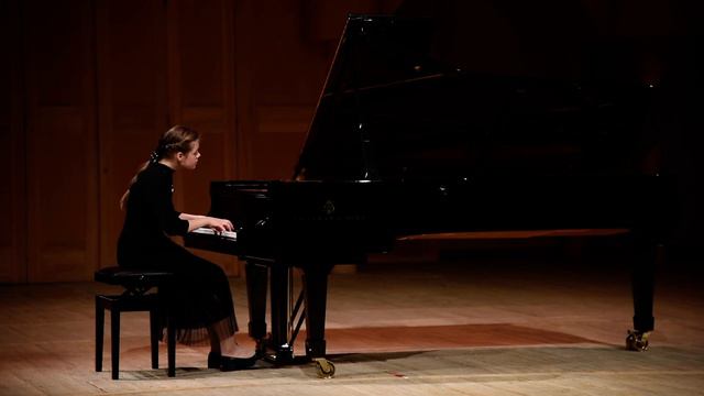 И Гайдн Соната Es dur 1 часть смотреть онлайн