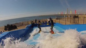 Искусственная волна для серфинга Sharkwave. Вэйк плюс флоуборд. Это вам не Flowrider.