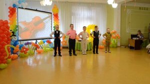 Смешное стихотворение "Кем я хочу стать". Выпускной бал в детском саду.