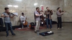 MMPQ - Вивальди "Зима" (Allegro non molto). Музыка в метро.