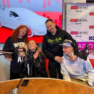 Radio METRO_102.4 [LIVE]-23.12.01-#FORMULAУСПЕХА — КИТАНА и ЗИБА