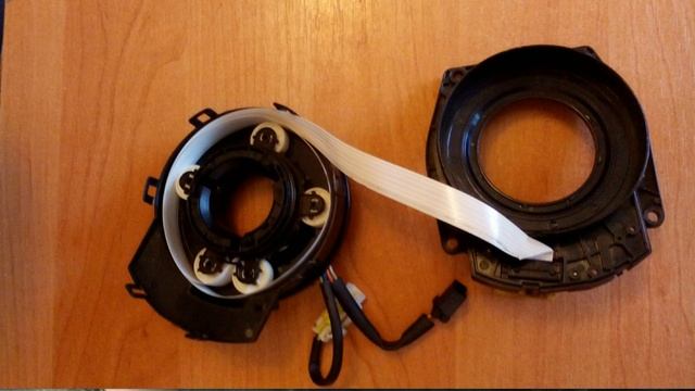 Ремонт спирального подрулевого шлейфа Nissan Wingroad/AD WFY11 смотреть онлайн