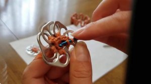 How to Make Flower Earrings  And Necklace Piece Out Of Soda Pop Tops And Plastic Bags(Plarn)