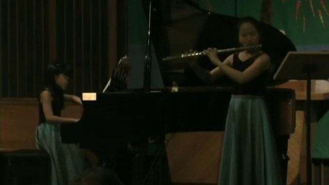 Flute Sonata "Siciliano" - J. S. Bach смотреть онлайн