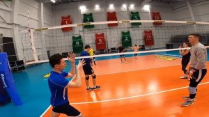 ВОЛЕЙБОЛ ОТ ПЕРВОГО ЛИЦА / ПРОФЕССИОНАЛЬНЫЙ ЗАЛ