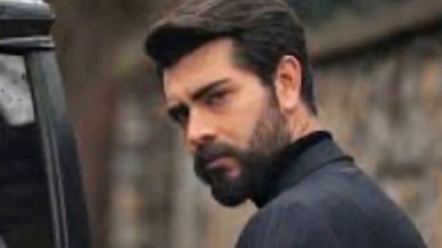 Звезды КРОВАВЫЕ ЦВЕТЫ БАРЫШ БАКТАШ! ЛИЧНАЯ ЖИЗНЬ. БИОГРАФИЯ. ИНТЕРЕСНЫЙ ФАКТ! ТУРЕЦКИЙ АКТЕР. смотреть онлайн