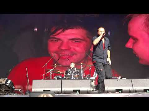 Пилот - Хулиган смотреть онлайн