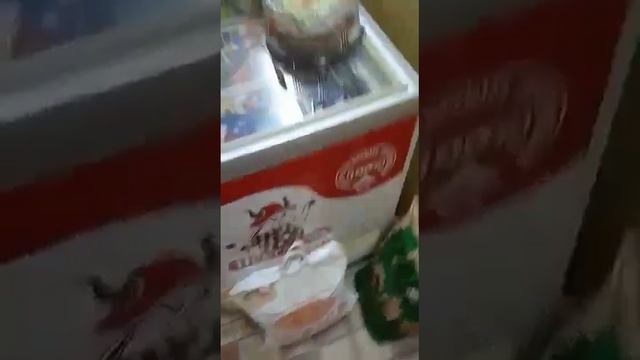 Это жесть посылают в магазине  вся просрочка .