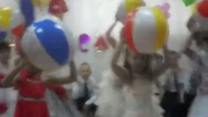 танец с мячами