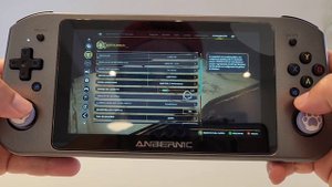 AMBERNIC WIN600 RODANDO HOGWARTS LEGACY