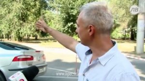 В Липецке иномарка провалилась в асфальт...