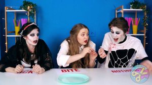 ОТКУСИ, ЛИЗНИ или НИЧЕГО ЗОМБИ ЧЕЛЛЕНДЖ от CRAFTooNS Challenge