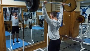 Заряженная энергией тренировка по тяжёлой атлетике | Weightlifting training