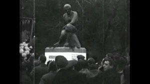 Сергей Есенин на открытии памятника А. Кольцову в Москве в 1918 году