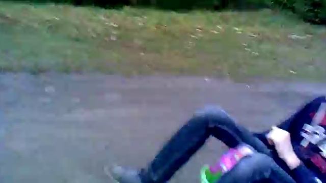 Просто катаемся на коляске, всё как обычно..))