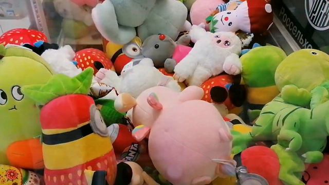 МНОГО ПОПЫТОК В АВТОМАТЕ ХВАТАЙКА! ЧТО УДАЛОСЬ ВЫТАЩИТЬ НА ЭТОТ РАЗ??? смотреть онлайн