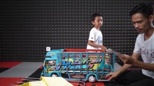 Unboxing Miniatur Truk Oleng Full Modifikasi Super Keren dari @RAMAJOES