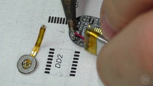 Что внутри Xiaomi Mi Band 2 | Тотальный разбор