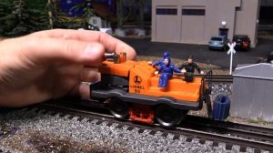 Lionel's TMCC Equipped O Scale Ballast Tamper