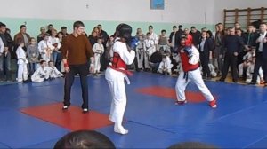 рукопашный. бой девушки