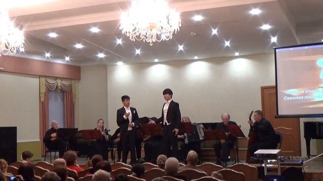 Жарковский  Прощайте, скалистые горы  Исп  ЛЮ Иньлун,  ЮАНЬ Гуанцюань
