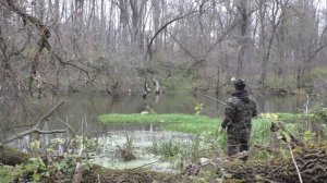РЫБАЛКА НА ХИЩНЫЙ ПОПЛАВОК В НОЯБРЕ. Ловля щуки,густеры,голавля на реке.