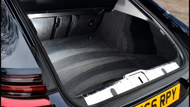 Head to head Porsche Panamera vs Tesla Model S смотреть онлайн