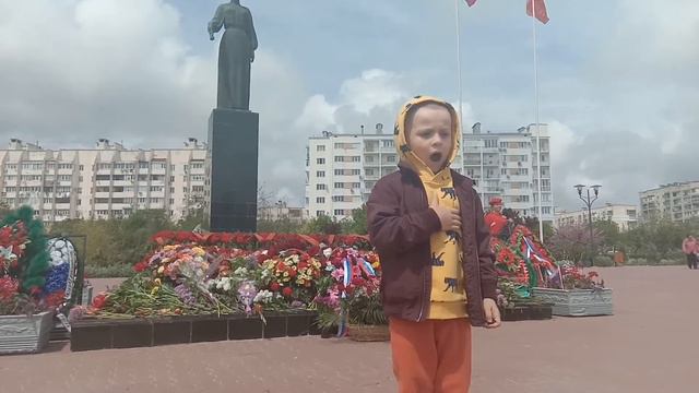 Матвей Потехин 4 года. День Победы. смотреть онлайн