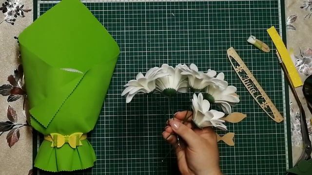 Букет из фоамирана. Букет с изолона. Букет школьньный.Букет к 1 сентября.