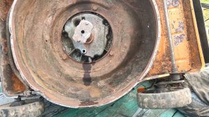 Сезонное обслуживание 4-х тактной газонокосилки на примере DeFort