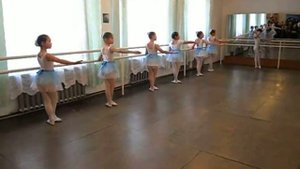 классический танец (фрагмент  урока)
