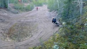 Заруба на мотоциклах в лесу SX250   KX250   CRF250R