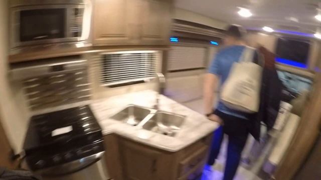 Выставка Автодомов.. RV Show Raleigh. Part 2. Motorhomes #автодом #автодомсша
