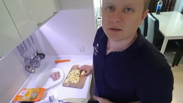 Нескучный ужин: куриная грудка и суп смотреть онлайн