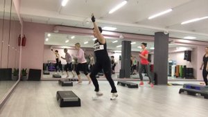 Степ- аэробика. Базовая разминка для начинающих.
