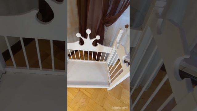 Деревянная кроватка лежанка для животных (кошек, собак). В наличии