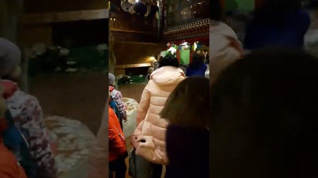 Этномир. Индийская культура. Представитель посольства Индии и ученики 3 б класса. Танец. смотреть онлайн