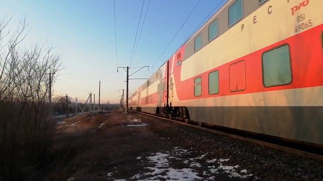 Совместные съёмки скорого поезда №103 Адлер-Москва с каналами "Россошанский " и "Ростовские поезда" смотреть онлайн